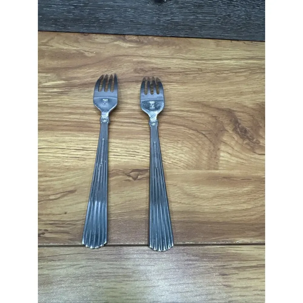 Waterford CARLETON Dinner Forks Glossy 18/10 Stainless 8-1/8” ~ Set Of 2